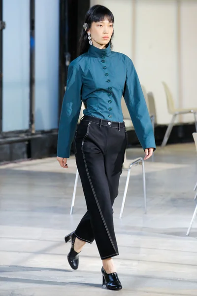 Look 13